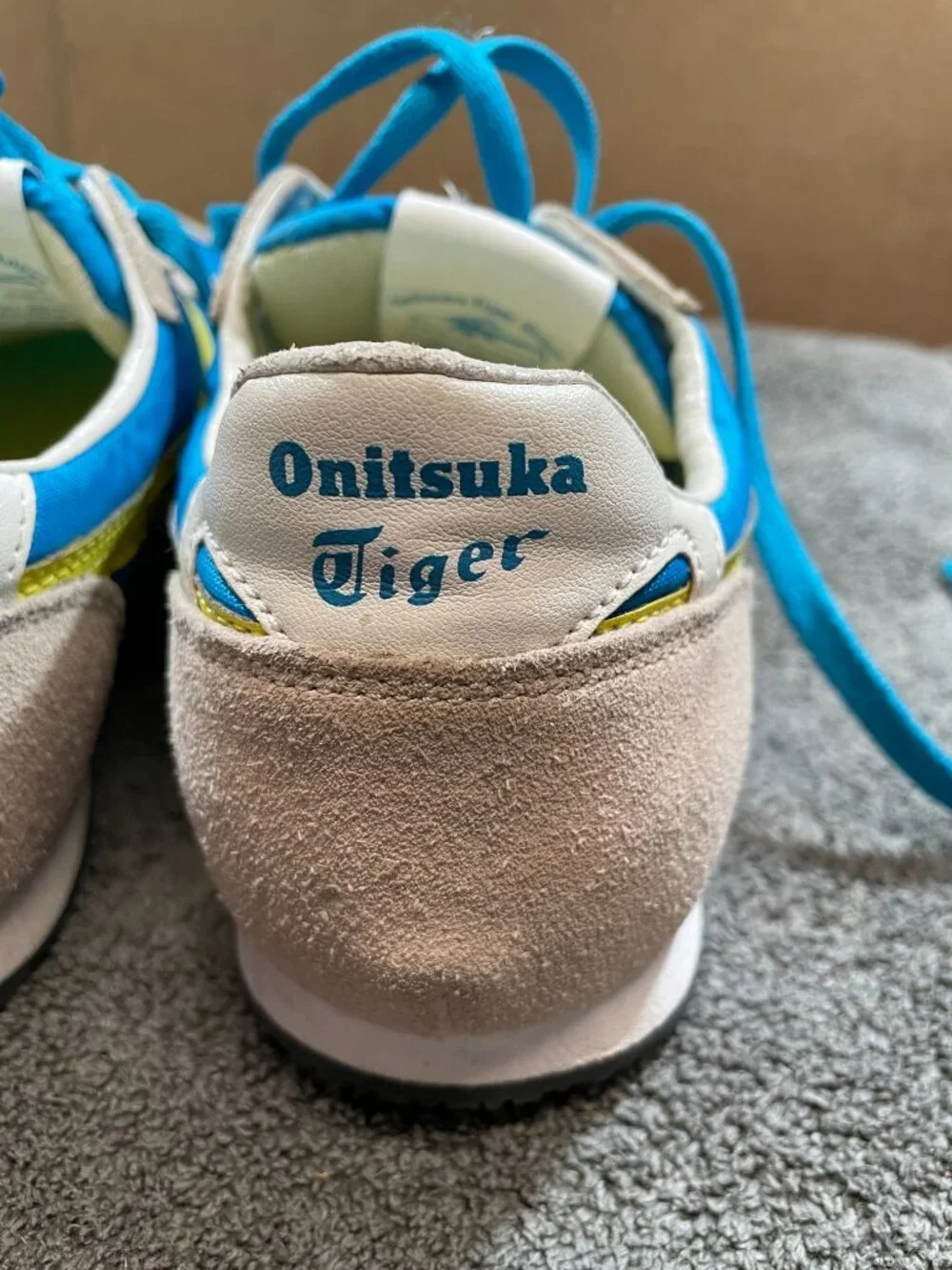 Onitsuka Tiger Serrano Sneakers Shoes Mens Size 9 White Blue Yellow Suede D109L